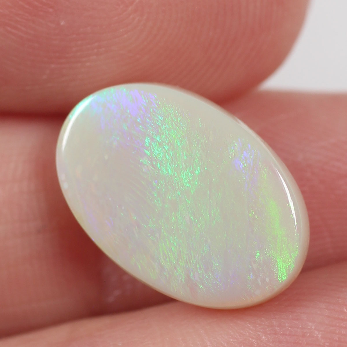 4.54 ct Dark Opal - 10 x 15 x 4.5mm