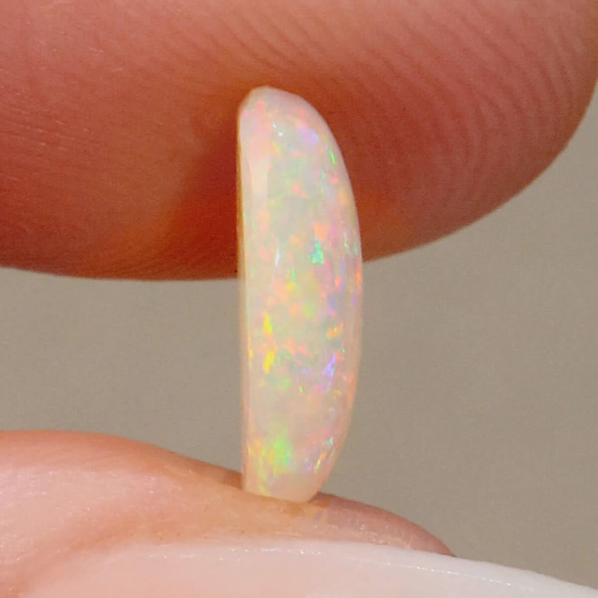1.64ct Light Opal - 7 x 11 x 3mm