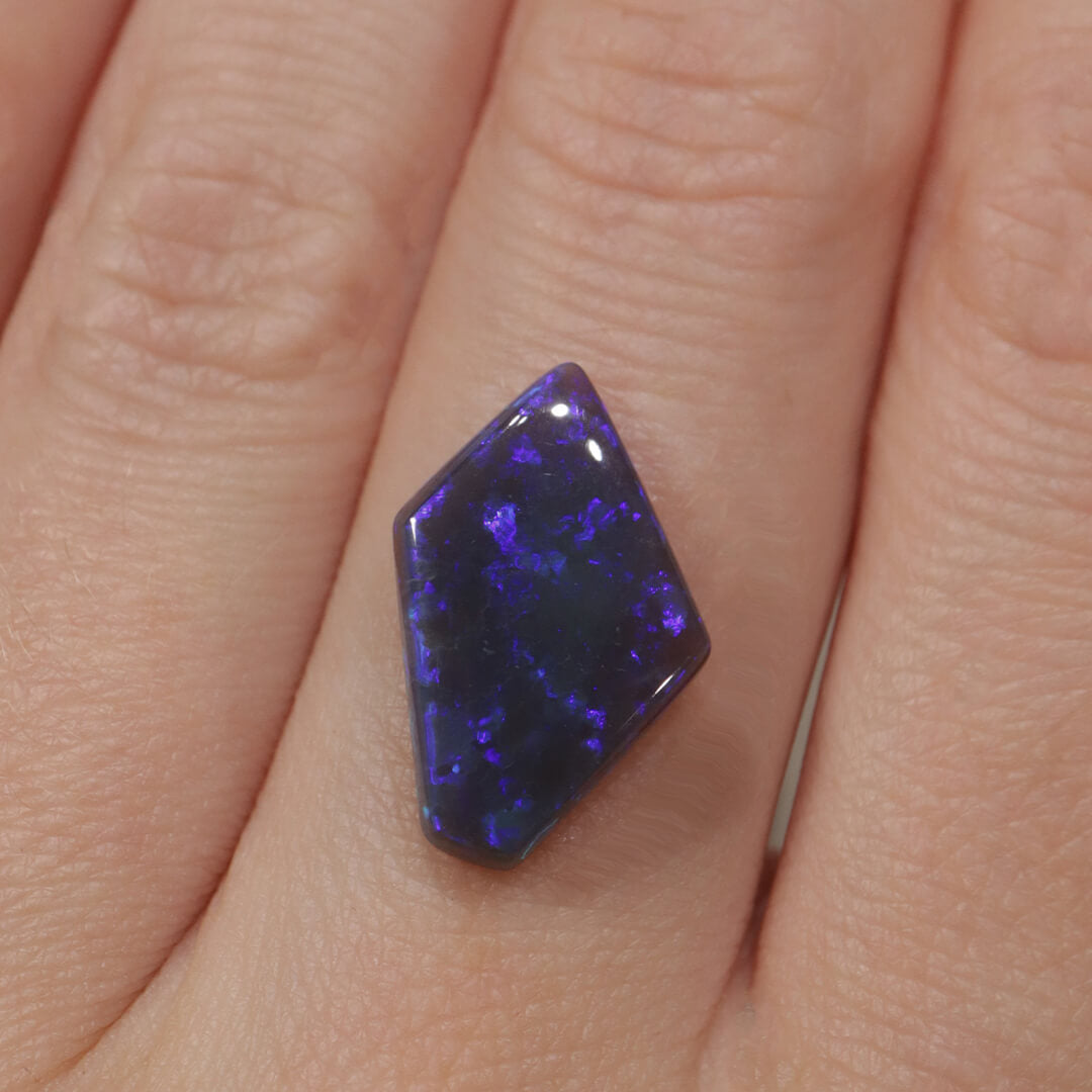 4.22ct Black Opal - 12 x 18 x 3.5mm