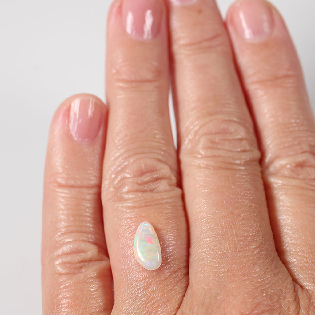 Light opal alternate angle showing striated play
