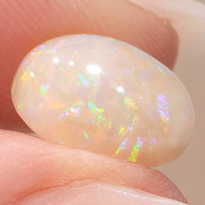 3.87ct Light Opal - 10.5 x 13 x 4mm