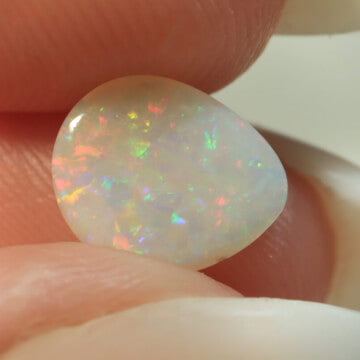 0.90ct Light Opal - 8 x 9.5 x 2mm