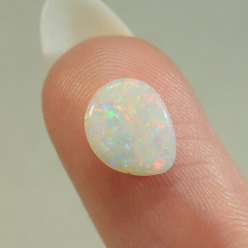 0.90ct Light Opal - 8 x 9.5 x 2mm