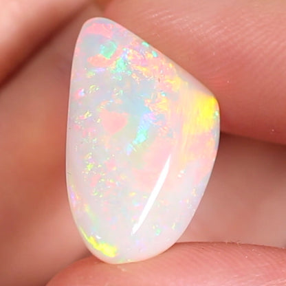 4.56ct Light Opal - 12.5 x 20 x 4.5mm