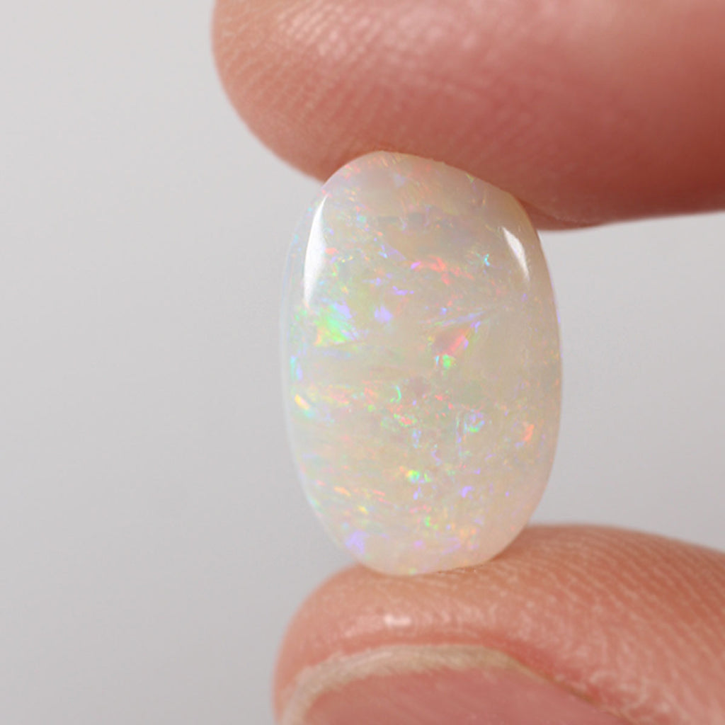 Pattern detail showing floral on 2.85ct light opal