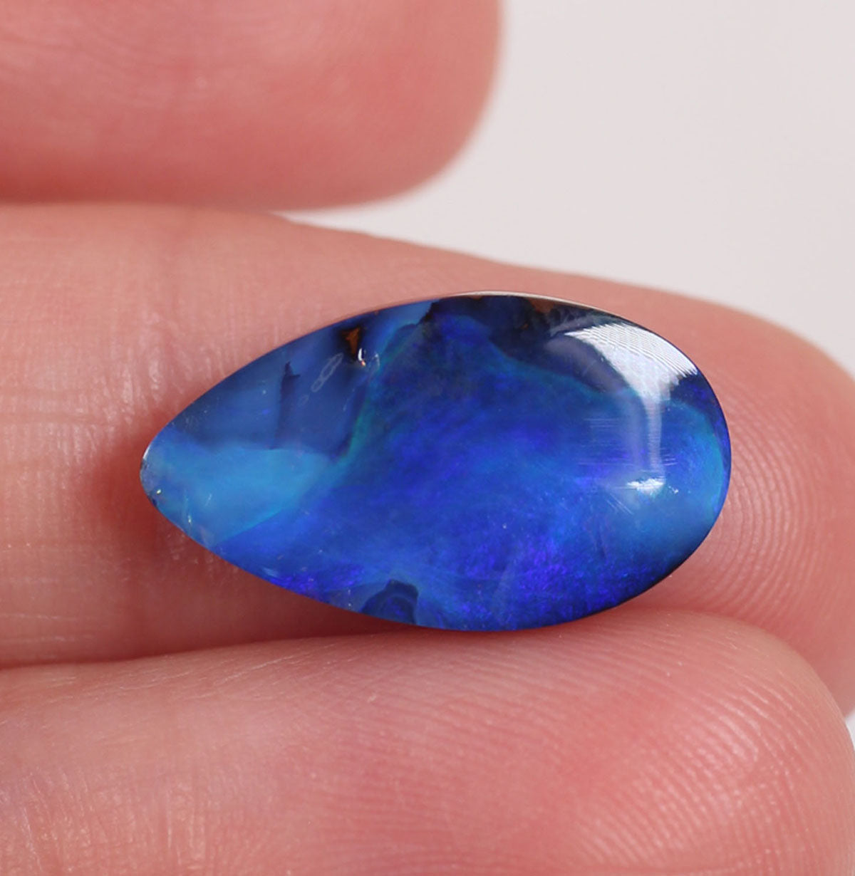 7.6 ct Boulder Opal - 10.2 x 17.7 x 4.4mm