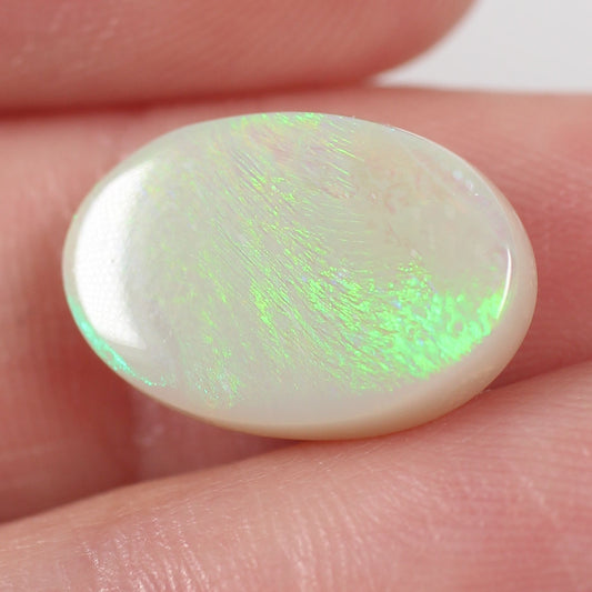 4.54 ct Dark Opal - 10 x 15 x 4.5mm