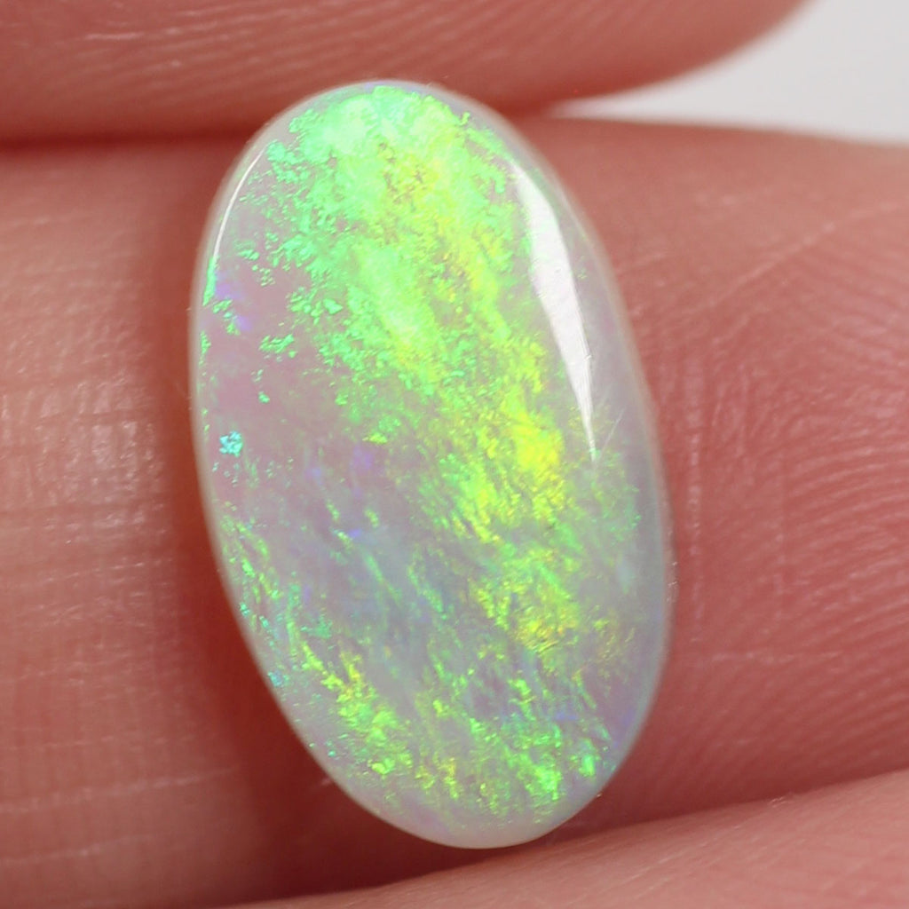 2.17 ct Dark Opal - 8 x 13 x 3mm