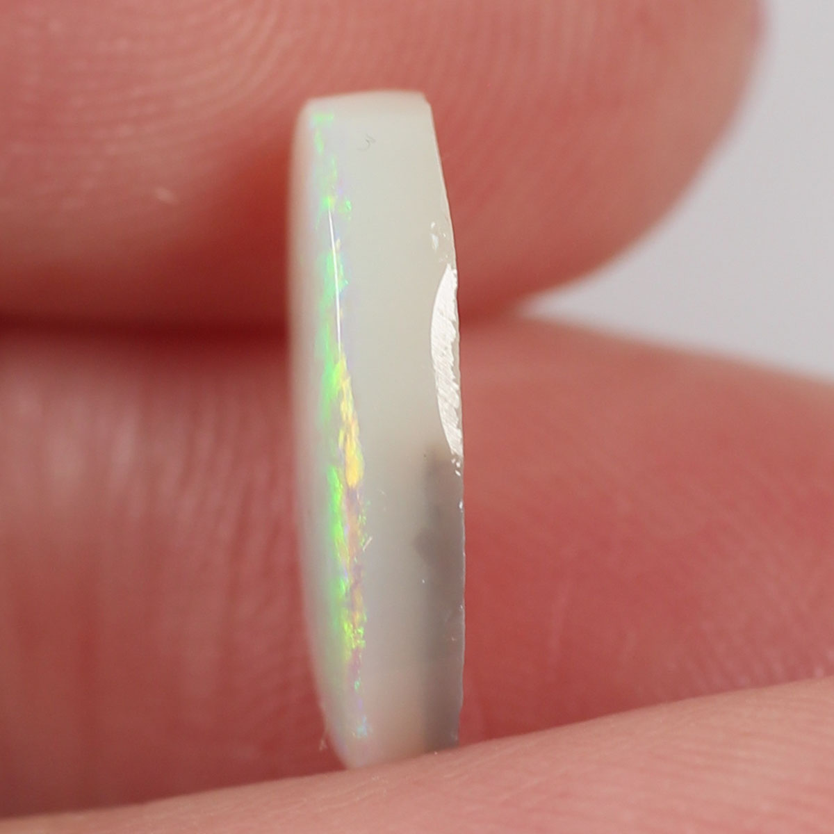 2.17 ct Dark Opal - 8 x 13 x 3mm