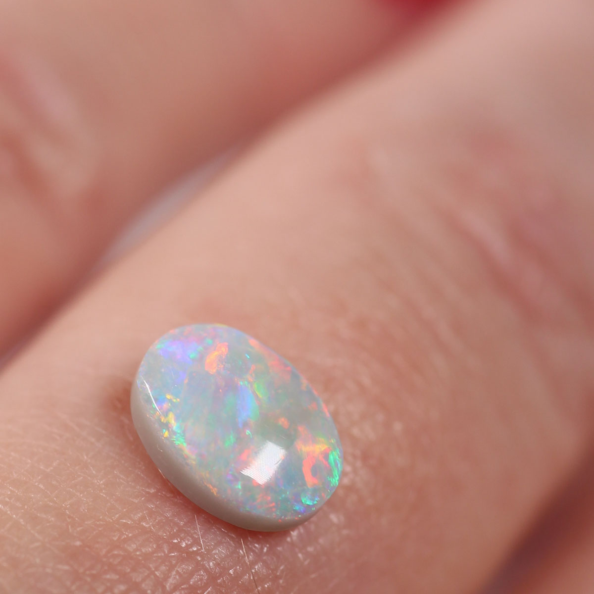 1 ct Dark Opal - 6 x 8 x 3mm