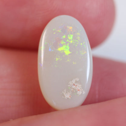 3.7 ct Light Opal - 8 x 14.2 x 4.9mm