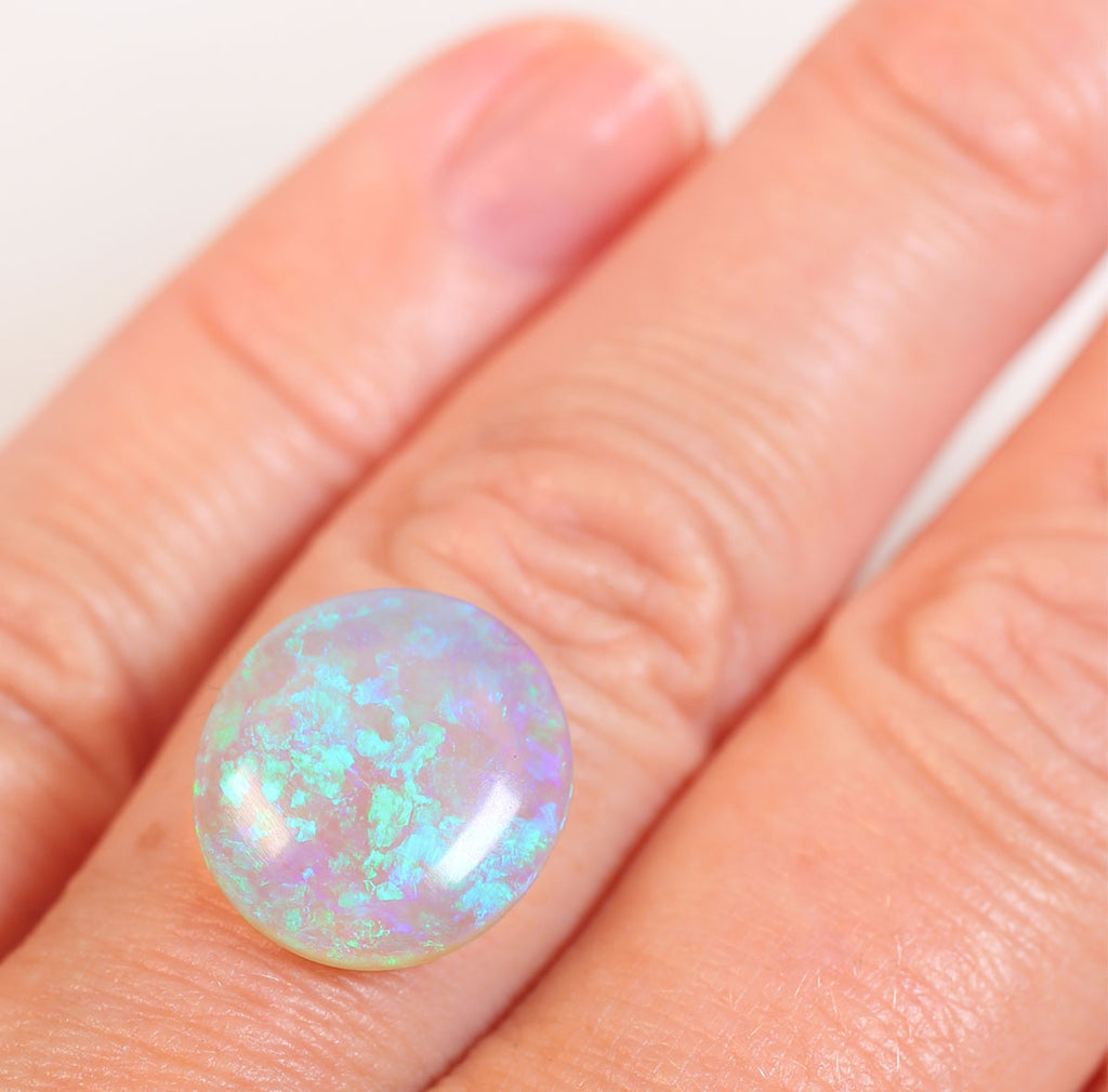 4.5ct Crystal Opal - 13 x 14.5 x 4mm