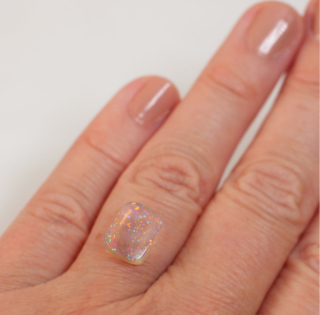 3ct Double Sided Crystal Opal - 8.7 x 11 x 4mm