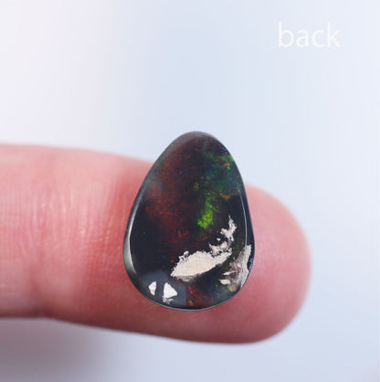4.7ct Black Opal - 11.2 x 15.7 x 4mm