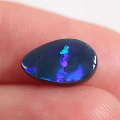 2.3 ct Black Opal - 7.4 x 12.2 x 3.6mm
