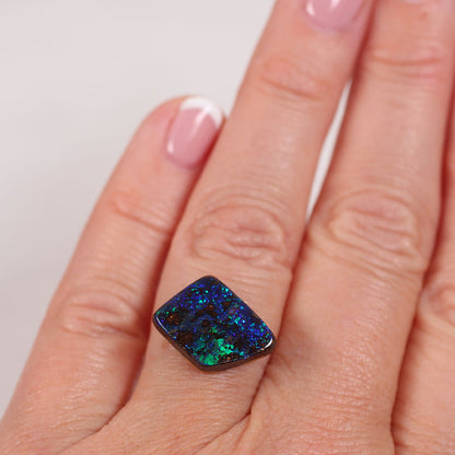 7.12 ct Boulder Opal - 10.5 x 15.2 x 4.2mm