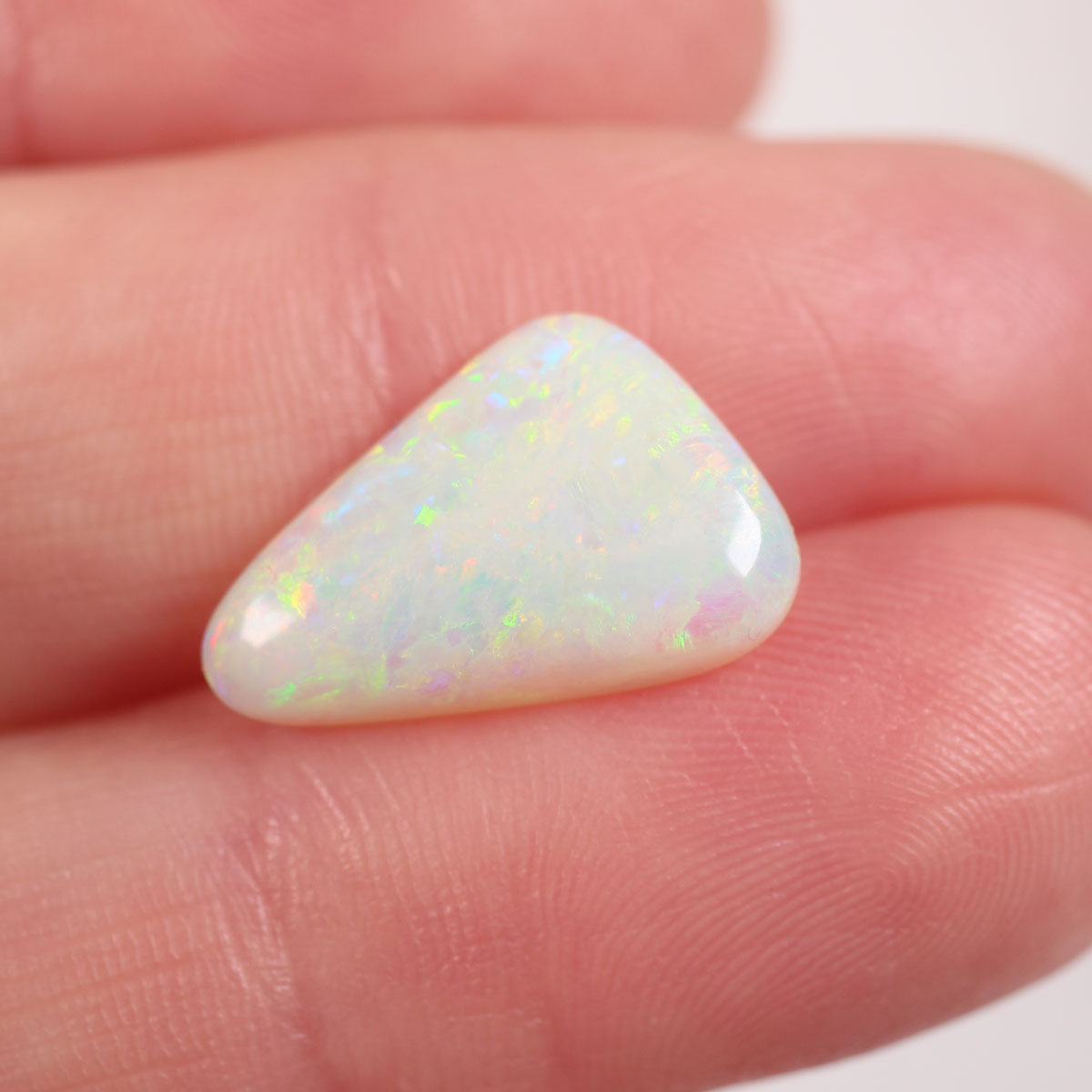 3.8 ct Light Opal - 11 x 16 x 3.8mm
