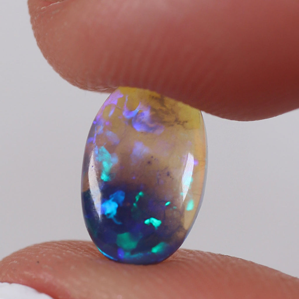 1.2ct Crystal Opal - 6.5 x 10.5 x 2.5mm