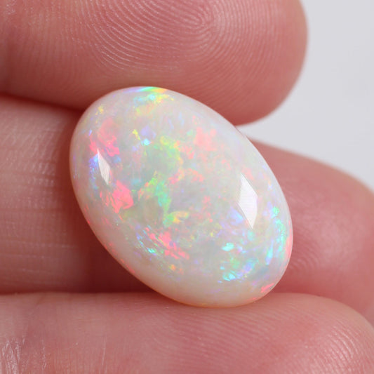8.5 ct Light Opal - 13 x 19 x 6mm