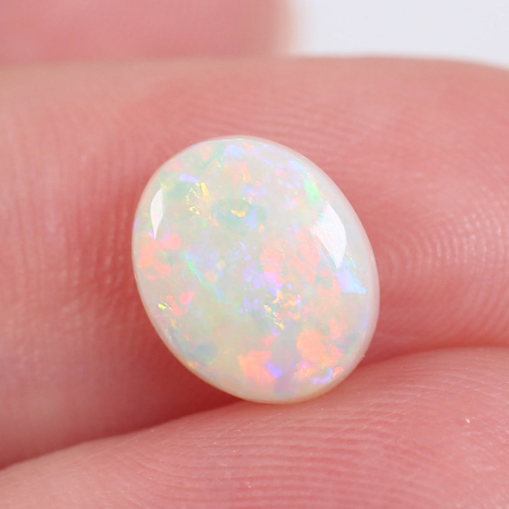 2.02ct Light Opal - 8 x 9.5 x 4mm