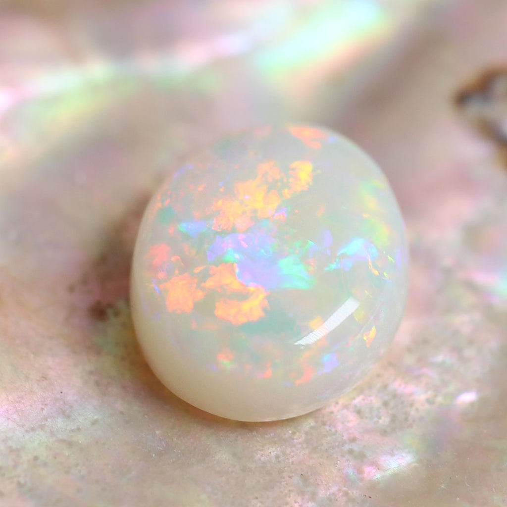 2.02ct Light Opal - 8 x 9.5 x 4mm