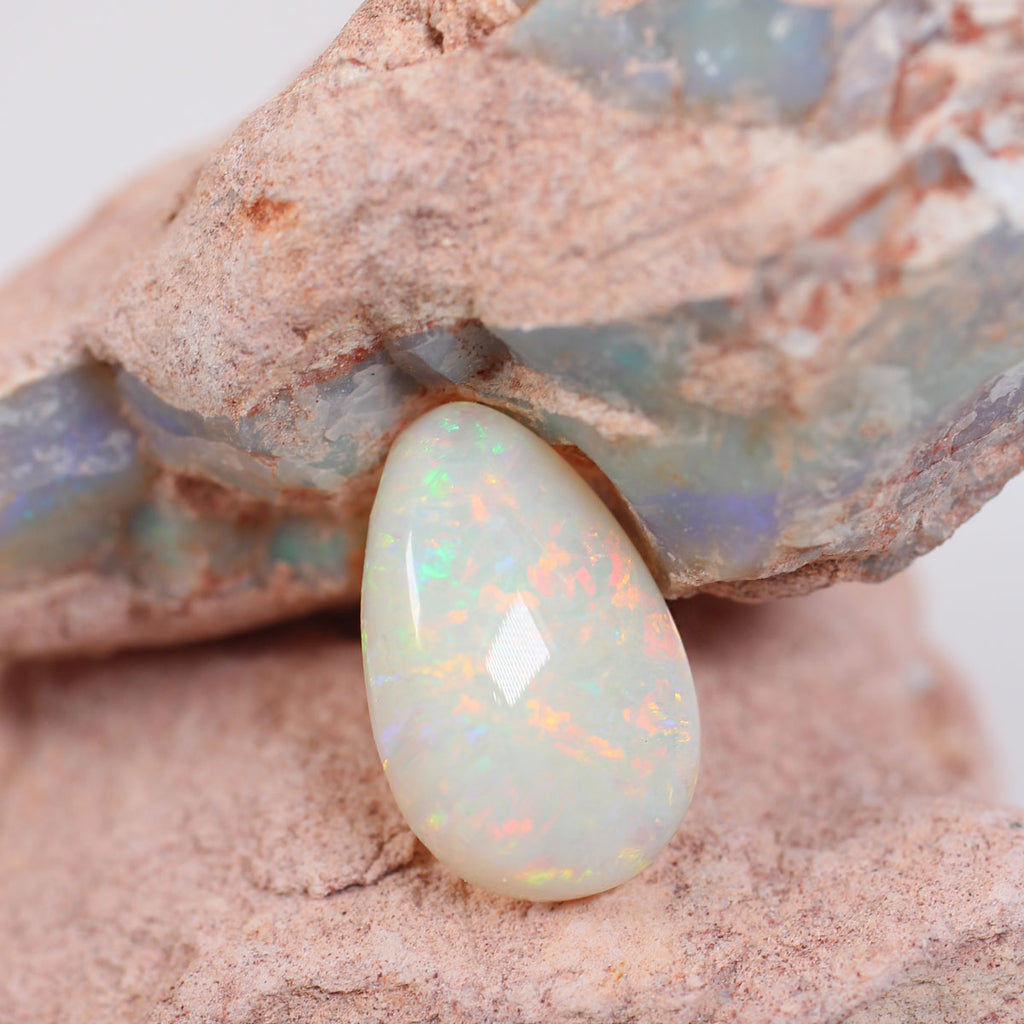 5.67ct Light Opal - 11 x 16.5 x 5mm