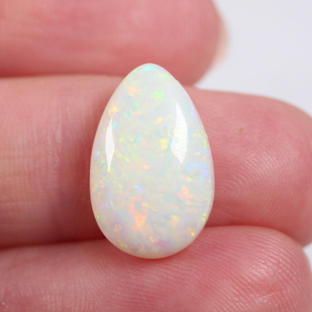 5.67ct Light Opal - 11 x 16.5 x 5mm