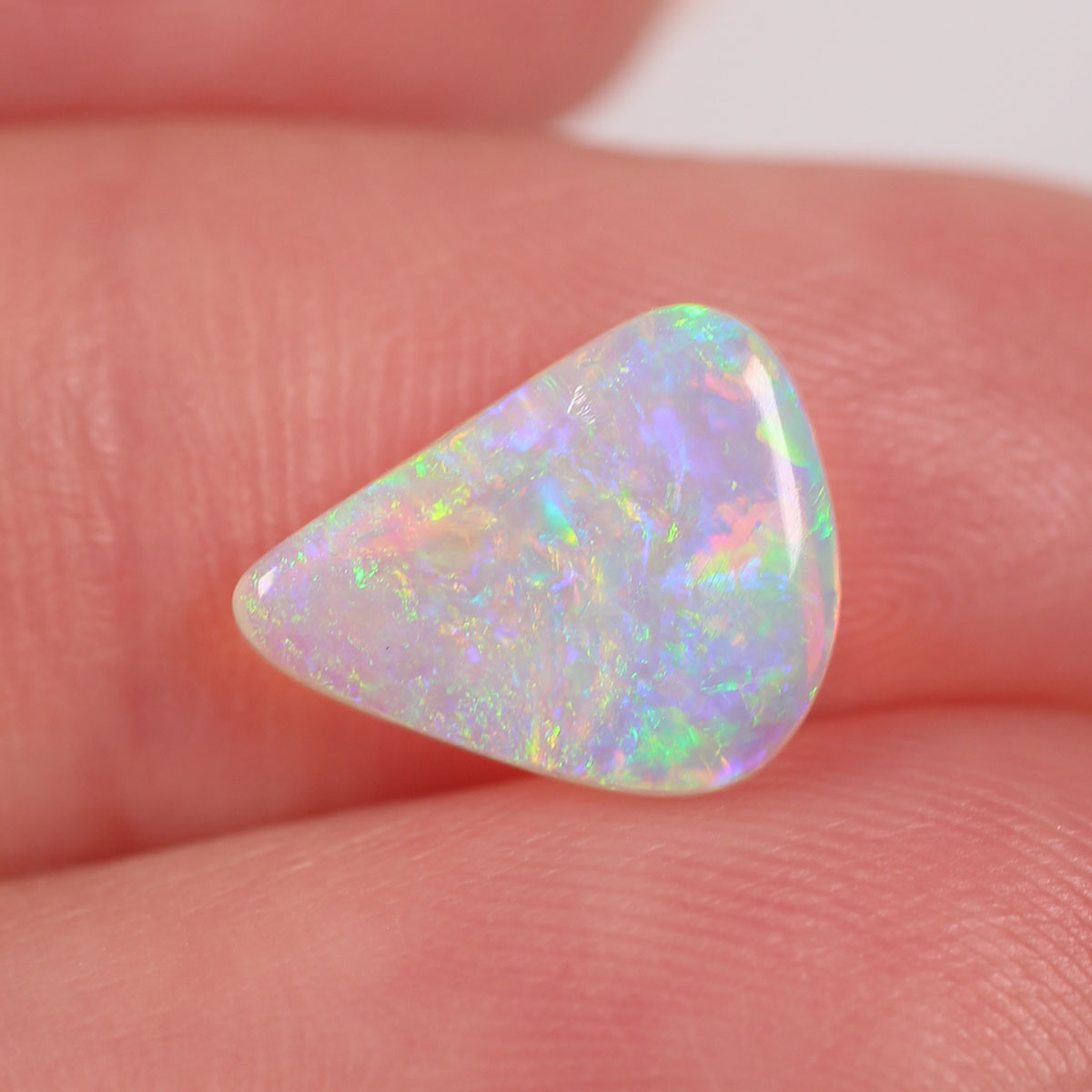 1.55ct Crystal Opal - 9 x 11 x 2.6mm