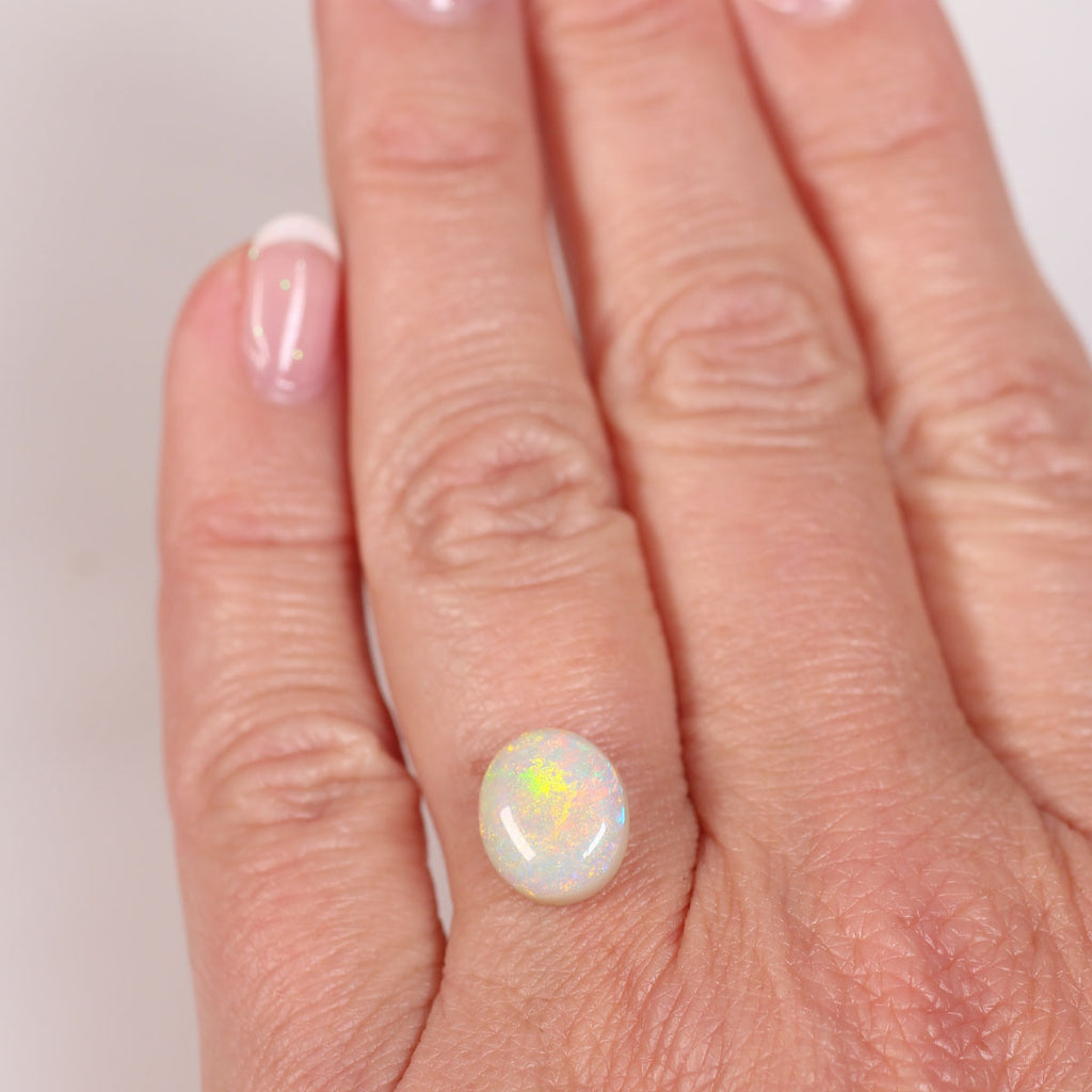 3.13ct Dark Opal - 9 x 11 x5mm