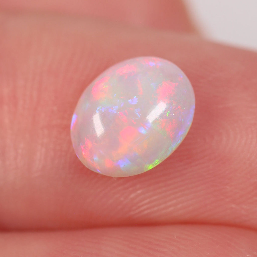 0.98ct Light Opal - 7 x 9 x 3mm