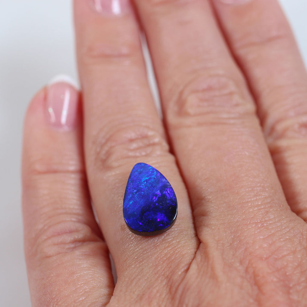 4.85ct Boulder Opal - 9 x 15 x 4mm