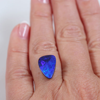 4.85 ct Boulder Opal - 9 x 15 x 4mm