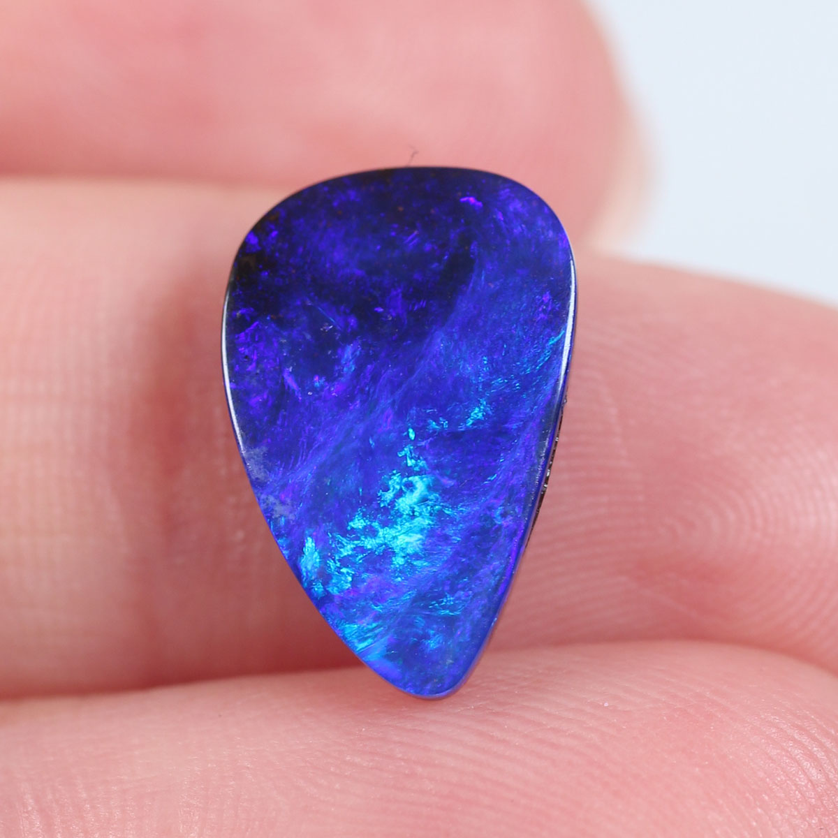 4.85 ct Boulder Opal - 9 x 15 x 4mm