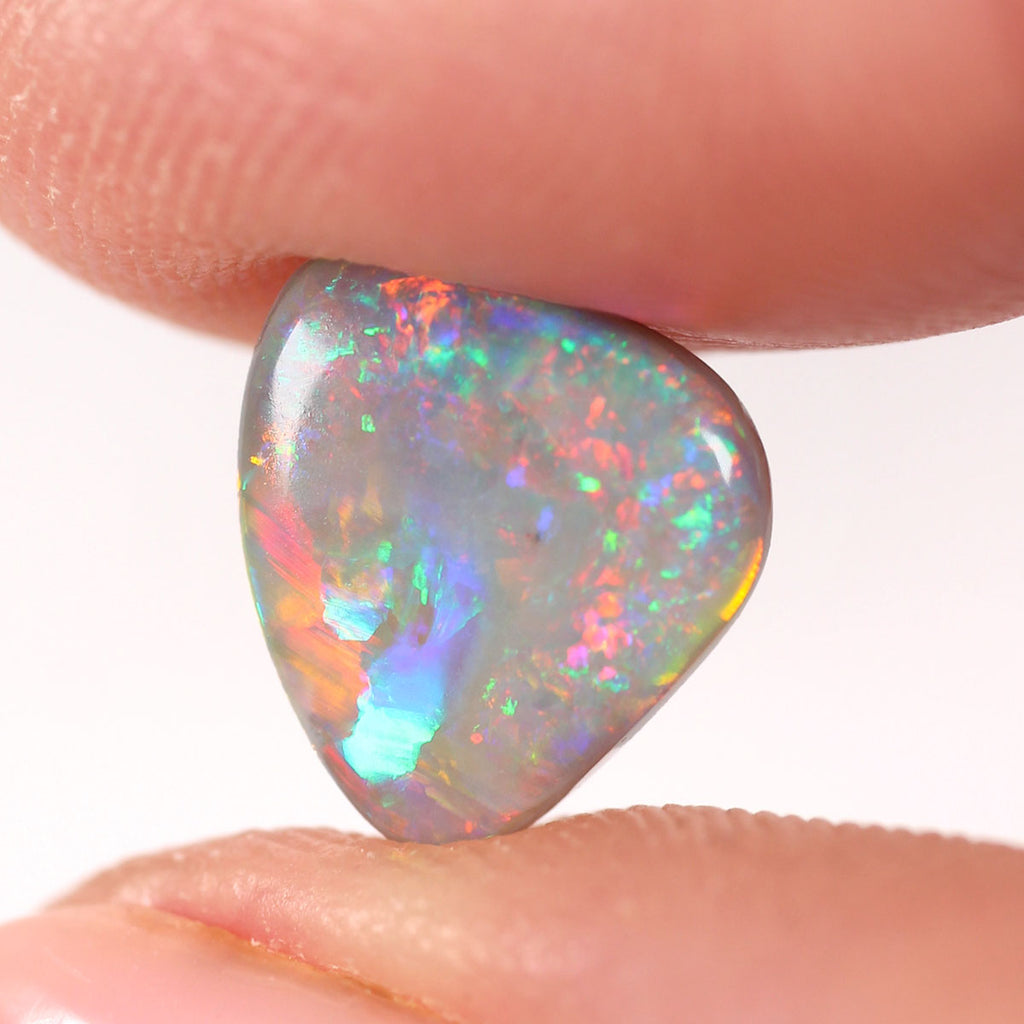 2.19ct Dark Opal - 9.4 x 11 x 3.8mm