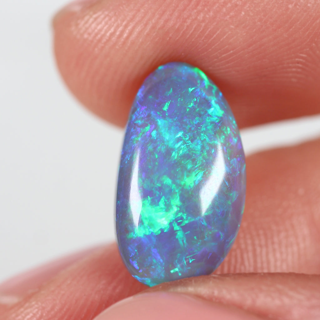 5.47ct Black Opal - 9 x 15.8 x 6.3 mm