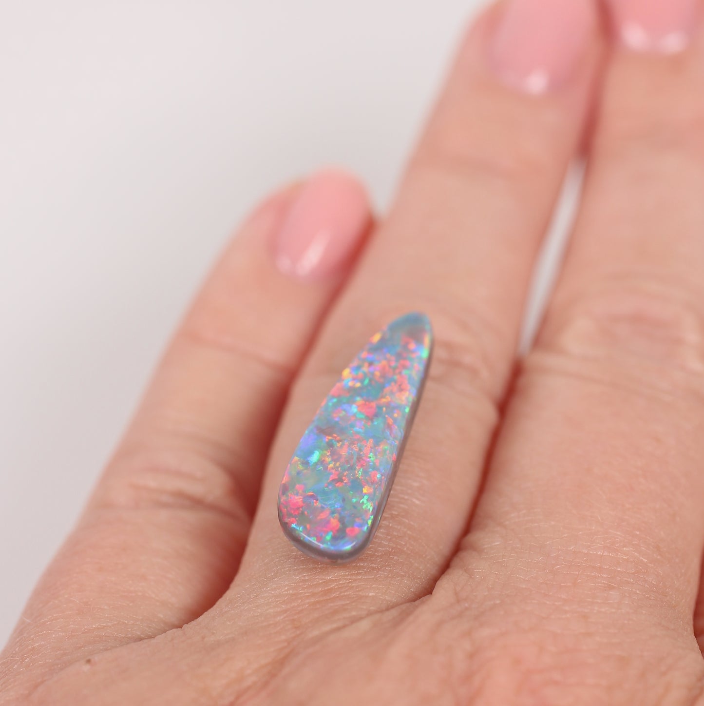 6.65 ct Black Opal - 7.8 x 25.5 x 5.2 mm