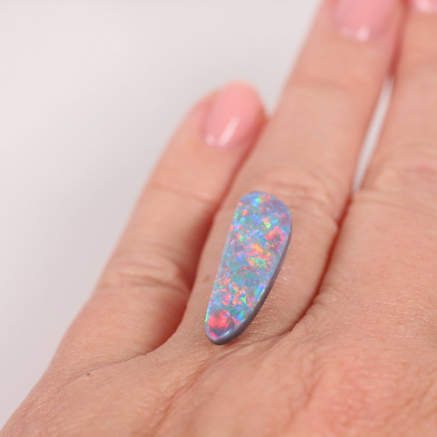 6.65 ct Black Opal - 7.8 x 25.5 x 5.2 mm