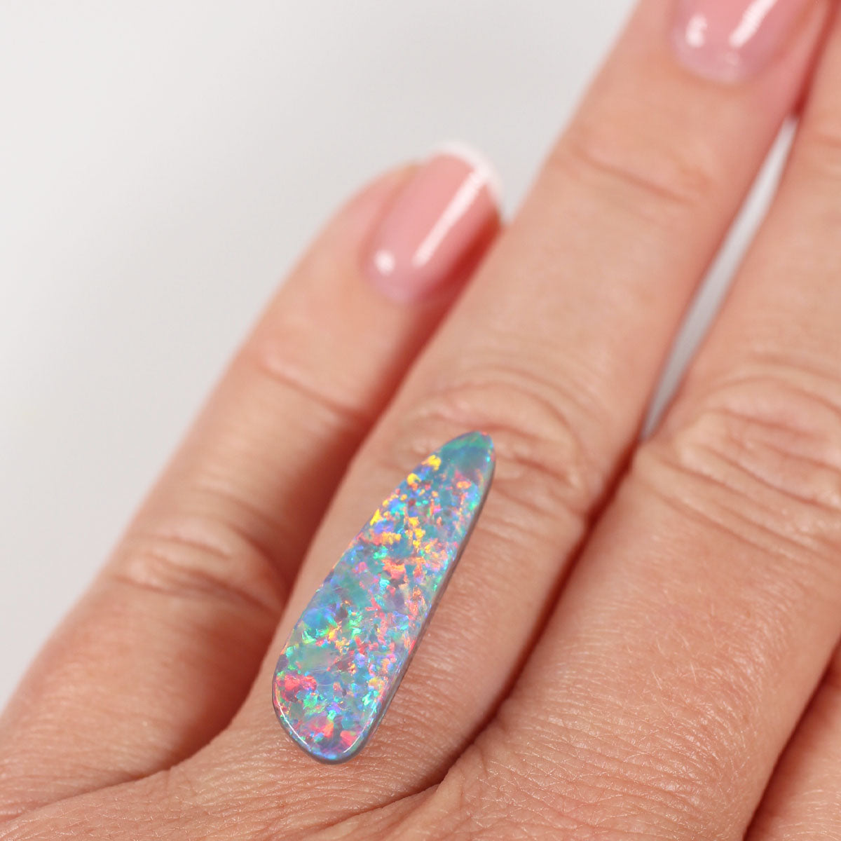 6.65 ct Black Opal - 25.5 x 7.8 x 5.2 mm