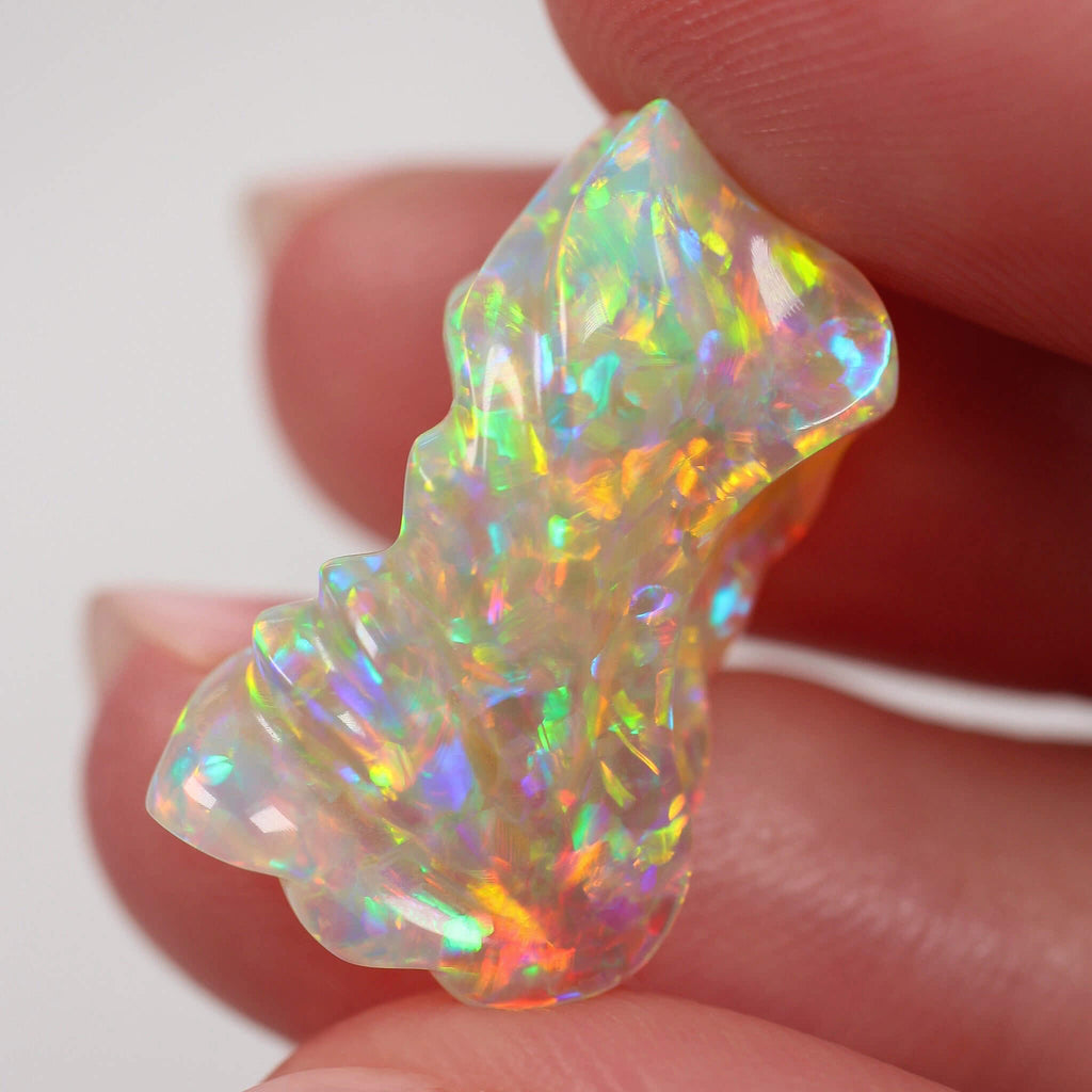 9.2ct Crystal Opal - 21.8 x 12.8 x 9.2mm