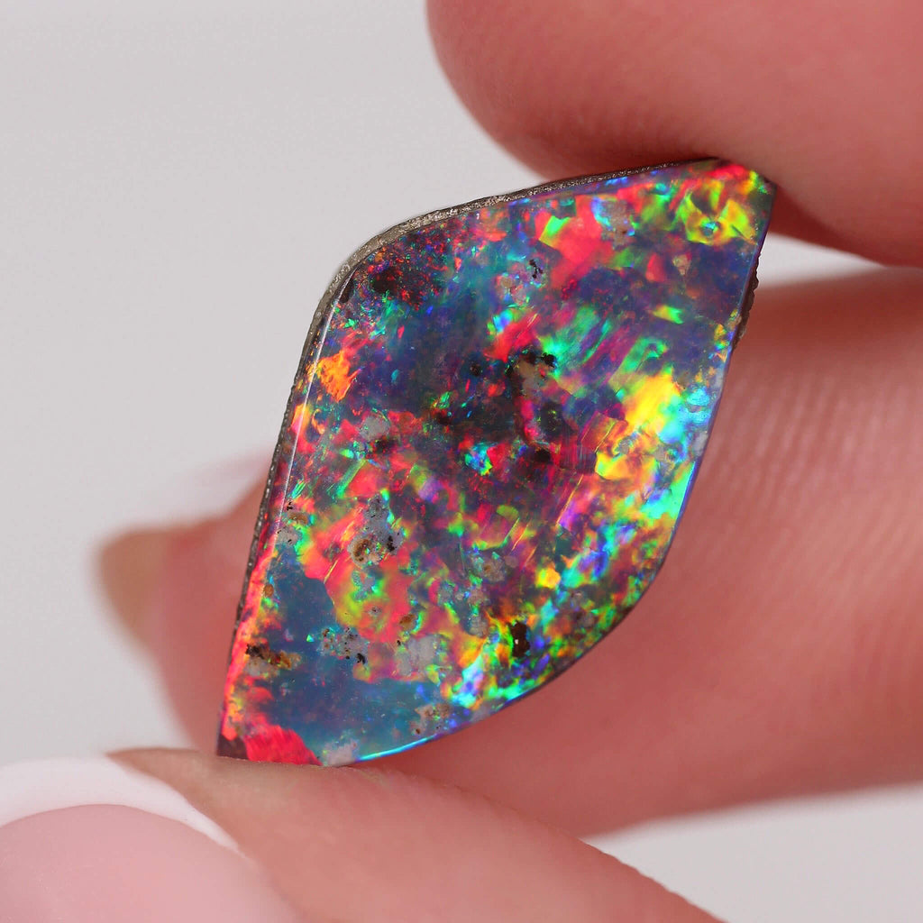 7.16ct Boulder Opal - 20.7 x 10.4 x  4.9m