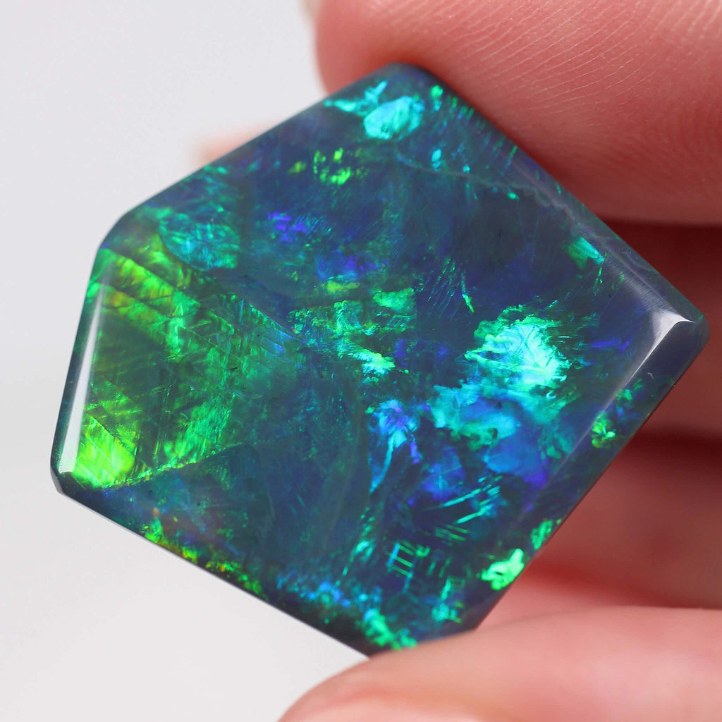 18.52ct Black Opal - 27.3 x 25.5 x 4.8mm