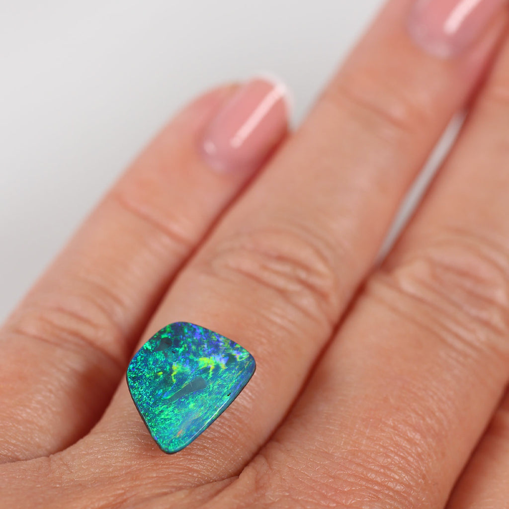 4.68ct Boulder Opal - 13.60 x 10.35 x 3.93mm