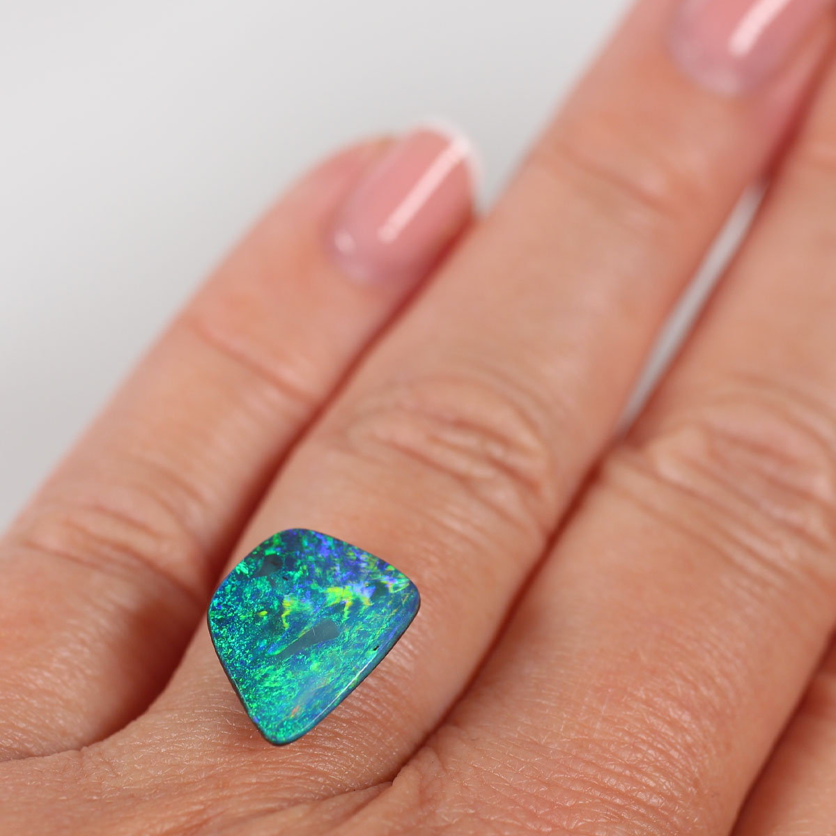 4.68ct Boulder Opal - 13.60 x 10.35 x 3.93mm