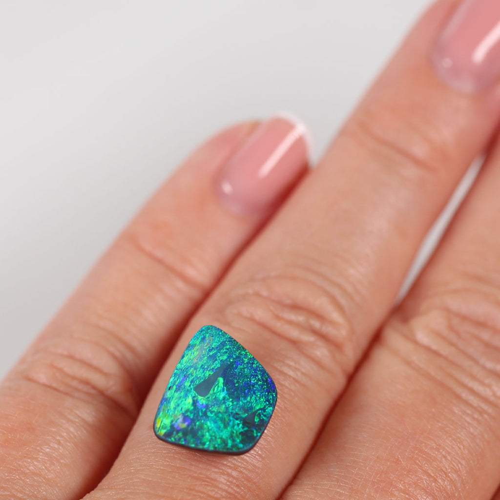 4.68ct Boulder Opal - 13.60 x 10.35 x 3.93mm