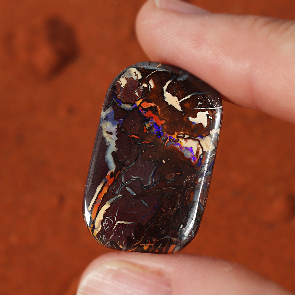 Pattern detail showing boulder matrix on 23.82ct boulder matrix