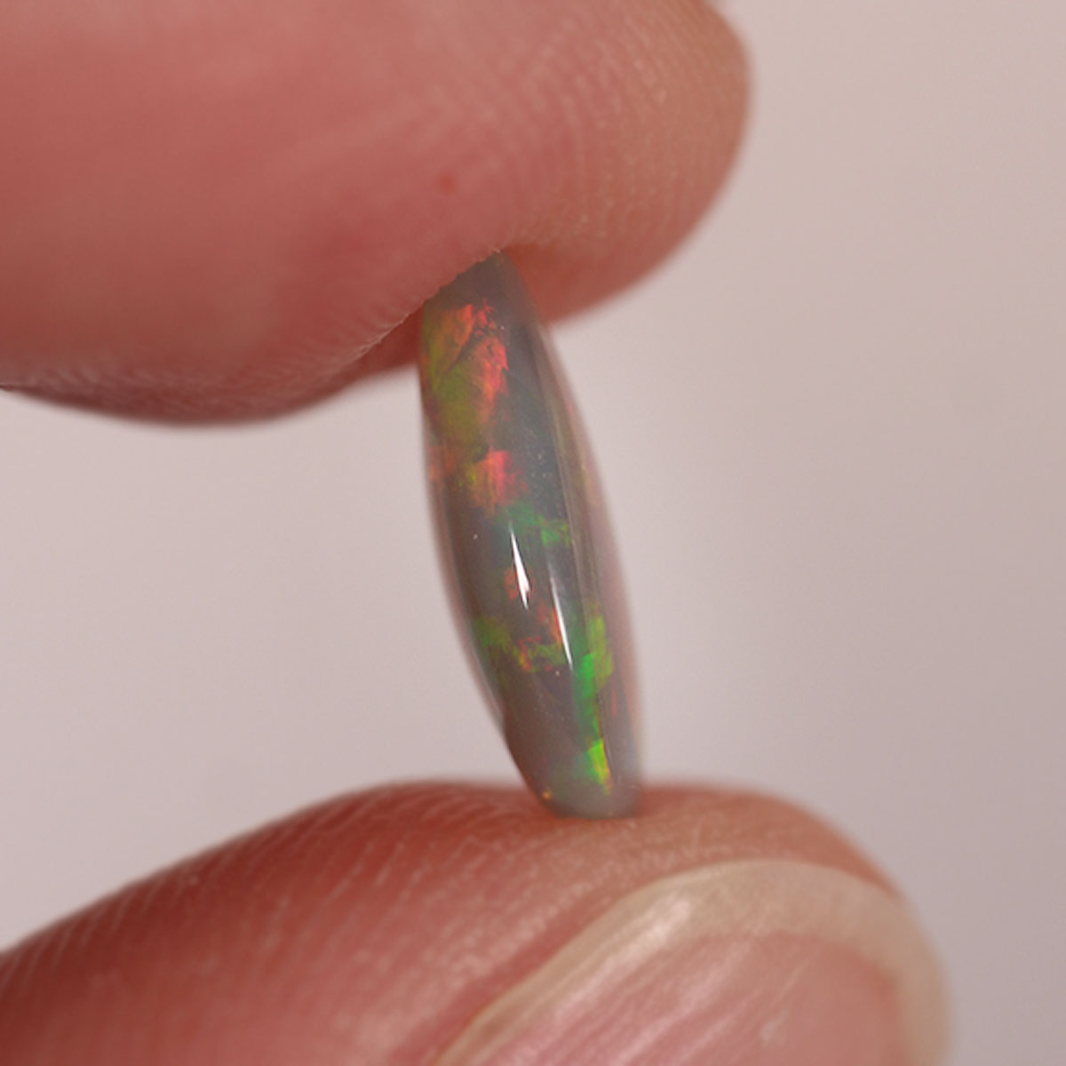 Lightning Ridge Dark Crystal 1.4ct Natural Solid Bright Green Orange Foil