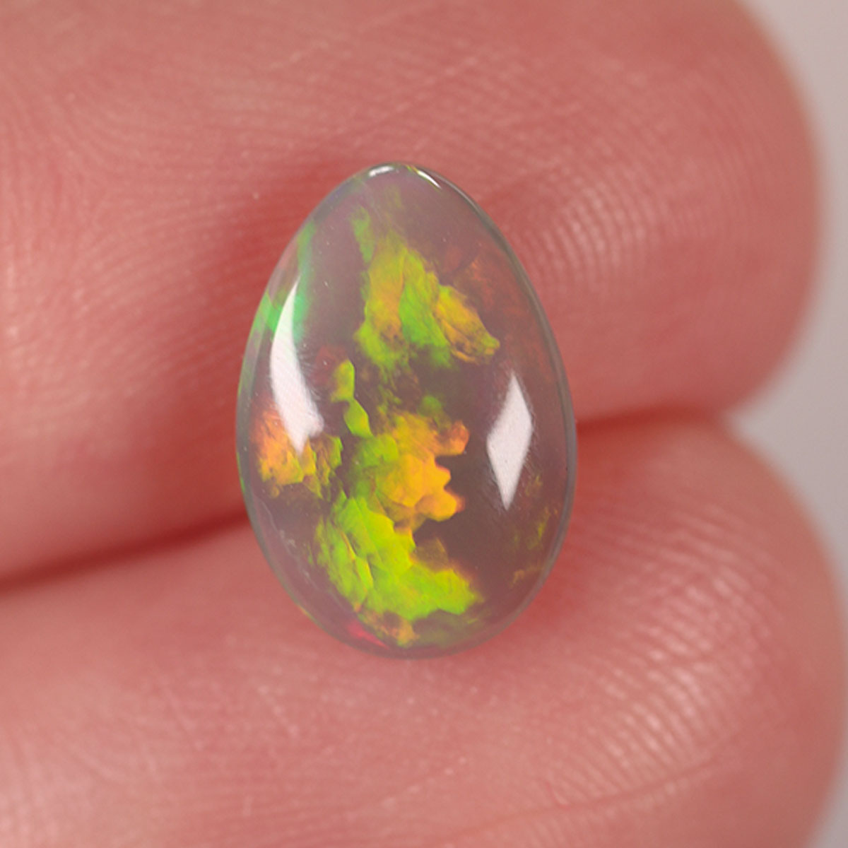 Lightning Ridge Dark Crystal 1.4ct Natural Solid Bright Green Orange Foil