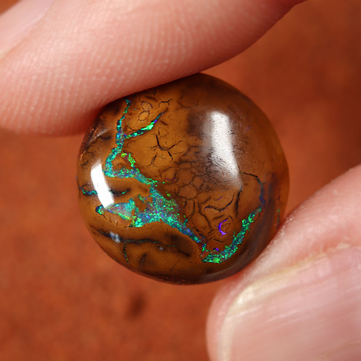 Pattern detail showing boulder matrix on 9.24ct boulder matrix