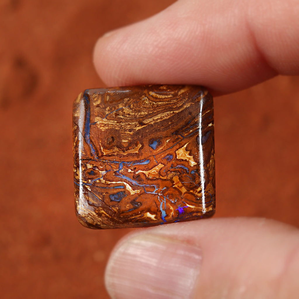 Extra view of Australian boulder matrix with blue flash