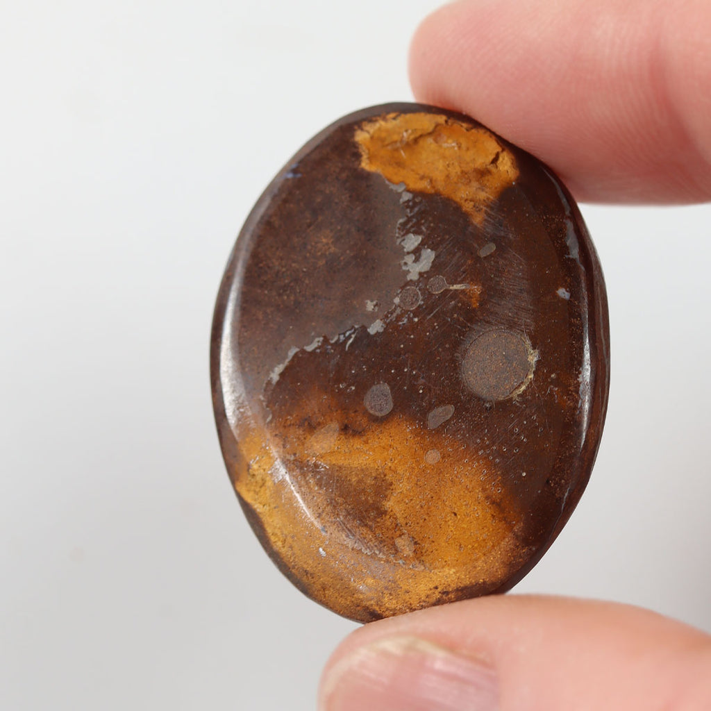 Boulder matrix from Koroit shown from side angle